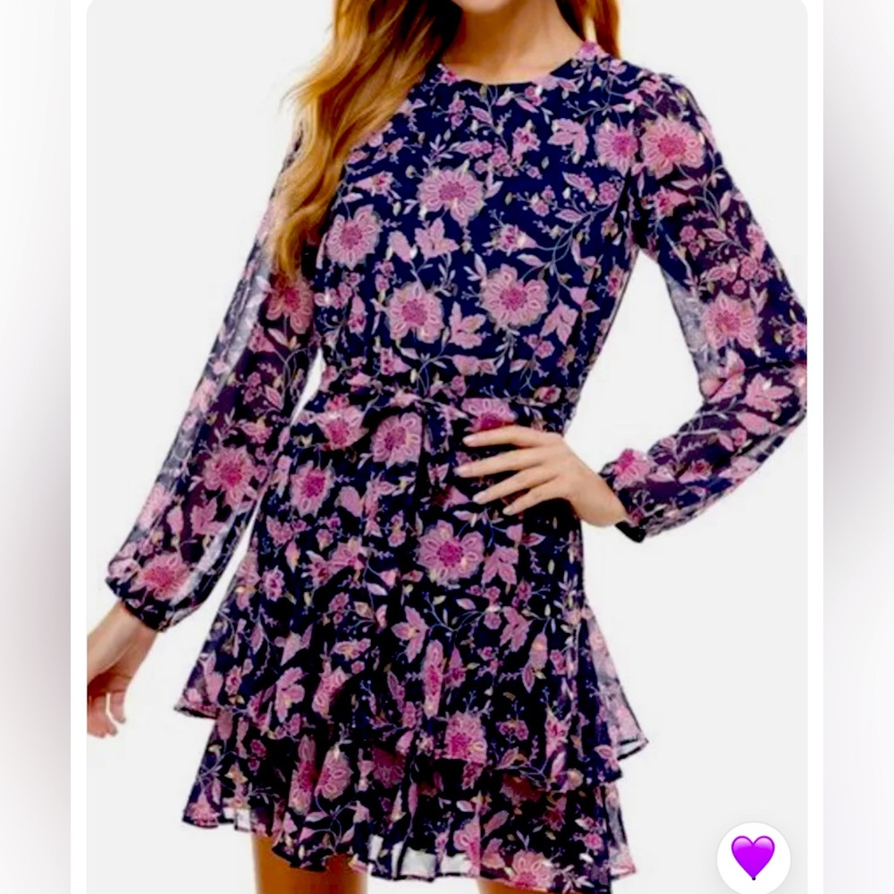 NWOT 💜 FLORAL CUTE DRESS